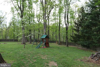 302 Wolf Hill Rd, Harpers Ferry, WV 25425 - photo 7