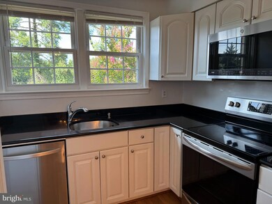 1947 Kirby Rd, McLean, VA 22101 - photo 3