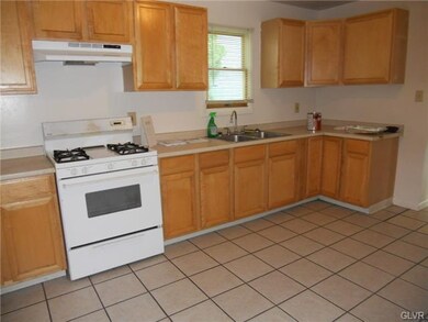 58 W Union Blvd, Bethlehem, PA 18018 - photo 6