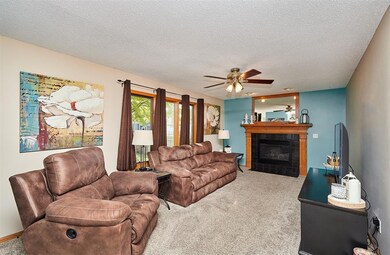 325 NE Meadowlark Ln, Waukee, IA 50263 - photo 6