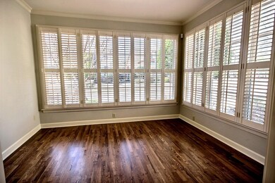 Sunroom with lots of light