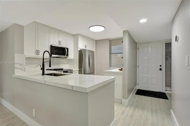 Applewood Village I unit 305, Coconut Creek, FL 33066 - photo 2