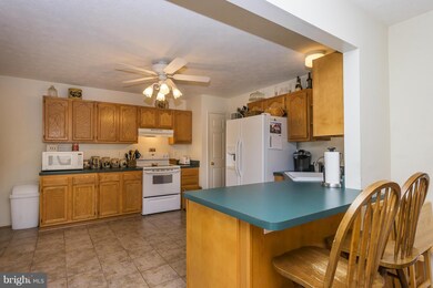 35500 Golf Course Dr, Mechanicsville, MD 20659 - photo 3