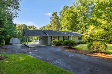 2649 Winding Woods Ln, Asheboro, NC 27205 - photo 2