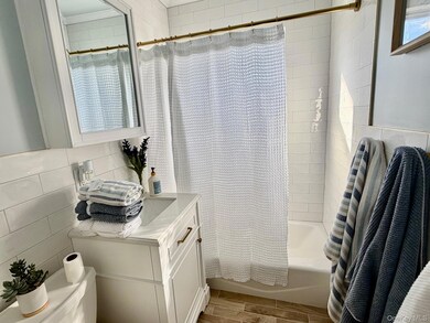 211 W Walnut St, Long Beach, NY 11561 - photo 4