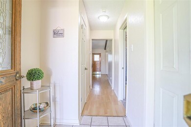 1427 Mimosa St, Cleburne, TX 76033 - photo 7