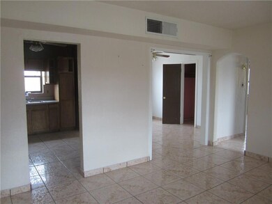 7739 Hacienda Ave, El Paso, TX 79915 - photo 4