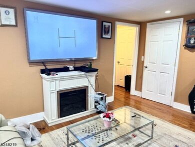 301 E McFarlan St -A and B, Dover Town, NJ 07801 - photo 7