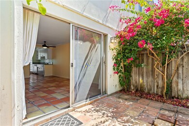 10803 Blix St unit 2, North Hollywood, CA 91602 - photo 2