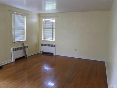 735 N 23rd St unit 739, Allentown, PA 18104 - photo 7