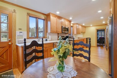 521 Carolina Back Rd, Charlestown, RI 02813 - photo 6