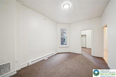 605 N 9th St, Allentown, PA 18102 - photo 4