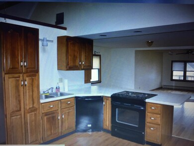 36 Maple St, Saco, ME 04072 - photo 3