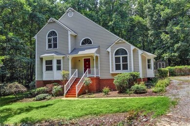 12020 Taplow Rd, Midlothian, VA 23112 - photo 2