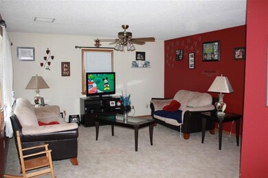 314 W 4th St, Hugoton, KS 67951 - photo 2