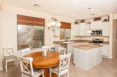 Eat in Kitchen