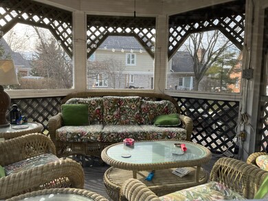 2107 Inverness Ln, Glenview, IL 60026 - photo 6