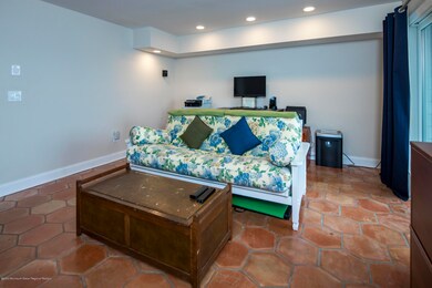 07_Living Room-5