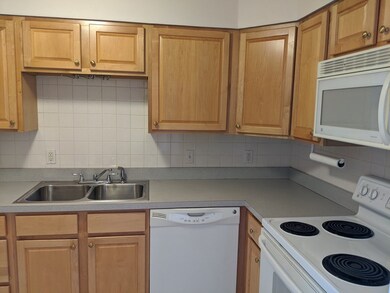 245 Lafayette St unit 3F, Salem, MA 01970 - photo 3