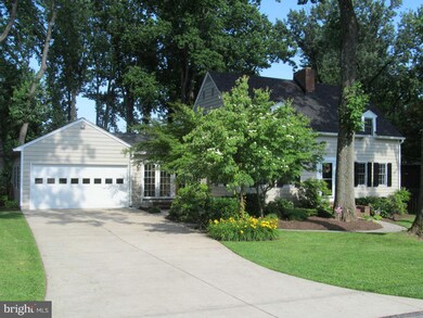 1919 Thomas Dr, Annapolis, MD 21409 - photo 2