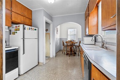 1063 F Ave NW, Cedar Rapids, IA 52405 - photo 7