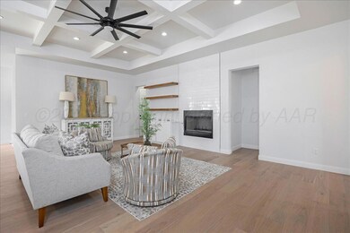 05-Living Room
