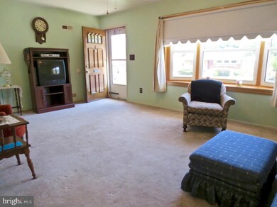 2210 Chapman Rd, Hyattsville, MD 20783 - photo 3