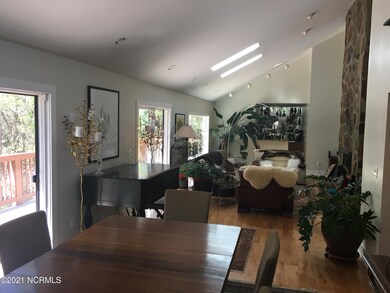 909 Greenway Dr, Jacksonville, NC 28546 - photo 6