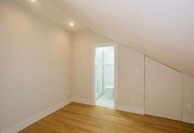 10 Gloucester St unit PH, Boston, MA 02115 - photo 4