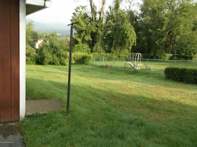 66 Thistle St, Pittston, PA 18640 - photo 3