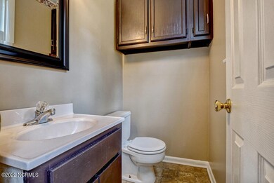 1012 Daniel Dr, Jacksonville, NC 28540 - photo 7