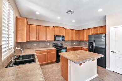 580 N Euc-013-007-DLB 2026-MLS_Size
