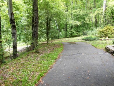 Drive entry paved