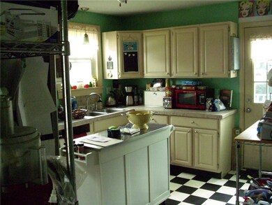 346 Pawtuxet Ave, Warwick, RI 02888 - photo 3