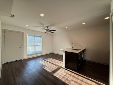 2106 Bennett Ave unit 106, Dallas, TX 75206 - photo 4