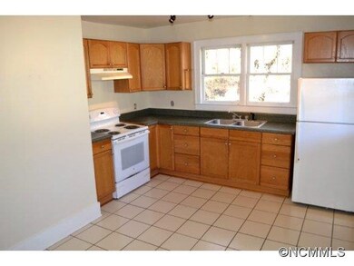 52 Gray St, Asheville, NC 28801 - photo 5