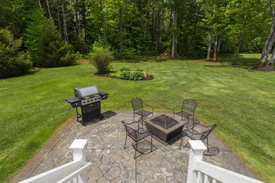 37 Sullivan Farm Dr, Rochester, NH 03868 - photo 4