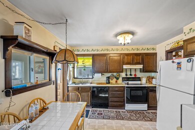 65 Campbell Ave, Castleton On Hudson, NY 12033 - photo 6