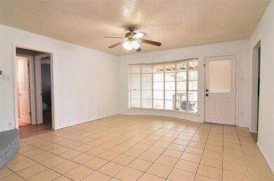 16714 Tibet Rd, Friendswood, TX 77546 - photo 3