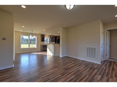 750 Lovelace Rd, Fall Branch, TN 37656 - photo 5