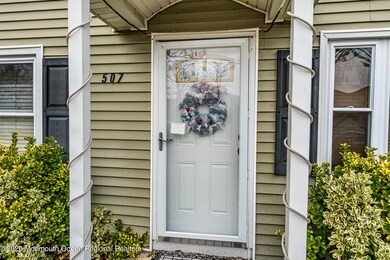 507 Middle Ln, Howell, NJ 07731 - photo 2