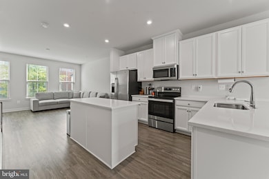 224 S Newkirk St, Baltimore, MD 21224 - photo 5