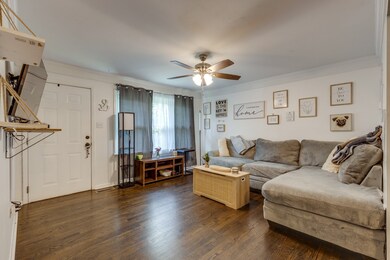 532 Maple St, Pulaski, TN 38478 - photo 2