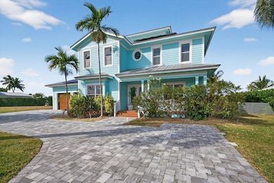 8551 SE Driftwood St, Hobe Sound, FL 33455 - photo 3