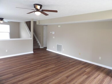 207 Robert M Green Dr, Frankfort, KY 40601 - photo 5