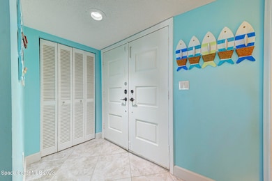 foyer (1)