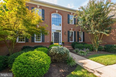 5882 Iron Stone Ct, Centreville, VA 20120 - photo 3