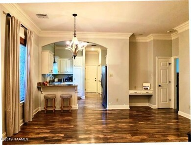 300 LL Dining, Computer nook