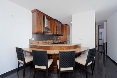 954 Ave de La Constitucion unit 17f, San Juan, PR 00907 - photo 2