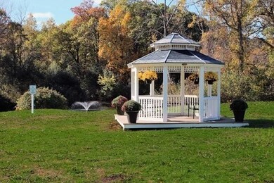 20 Beals Cove Rd unit D, Hingham, MA 02043 - photo 2